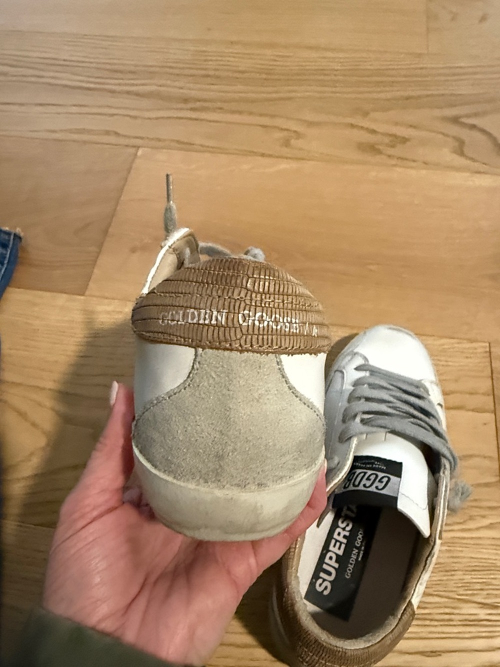 Golden Goose White Leather Sneakers with Gray Star and Laces - Picture 3 of 10